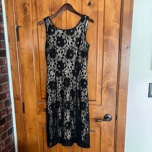 Enfocus Studio Black and Cream Lace Midi Dress